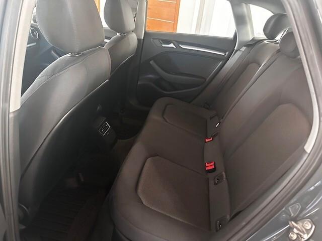 Audi A3 SPB 35 TDI S tronic Business