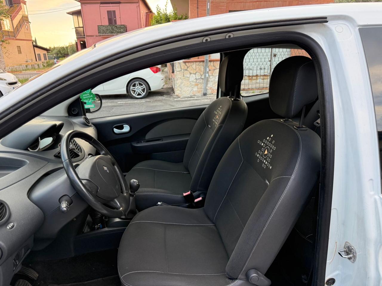 Renault Twingo 1.2 16V Euro5A - 111.000km - Tutto incluso