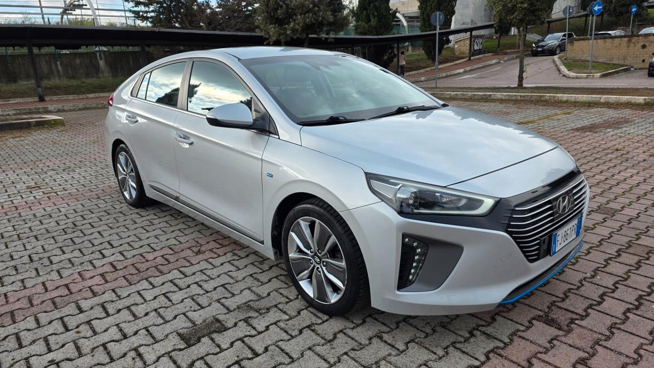 Hyundai Ioniq 1.6 Hybrid DCT Comfort full optional