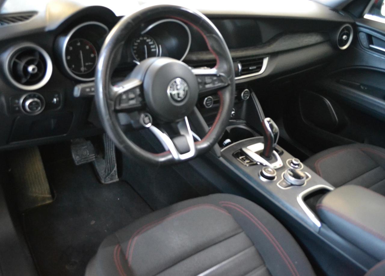 Alfa Romeo Stelvio 2.2 Turbodiesel 160 CV AT8 RWD Business