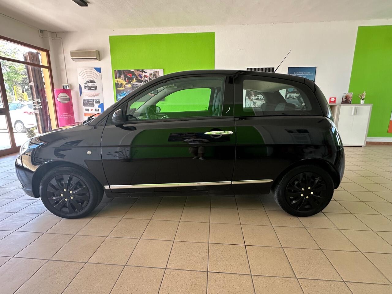 Lancia Ypsilon 1.2 Oro 60cv