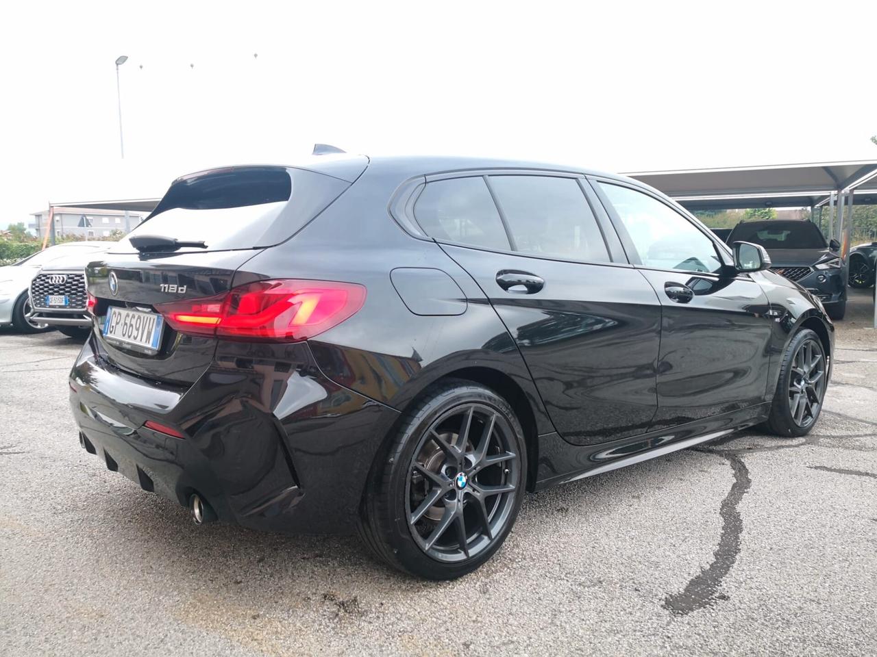 BMW 118 d Aut. 5p. Msport ***CAR PLAY***TELECAMERA***