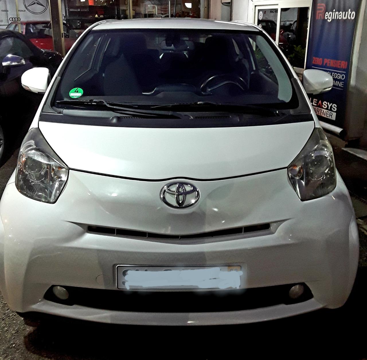 TOYOTA IQ 1.0 Luxury