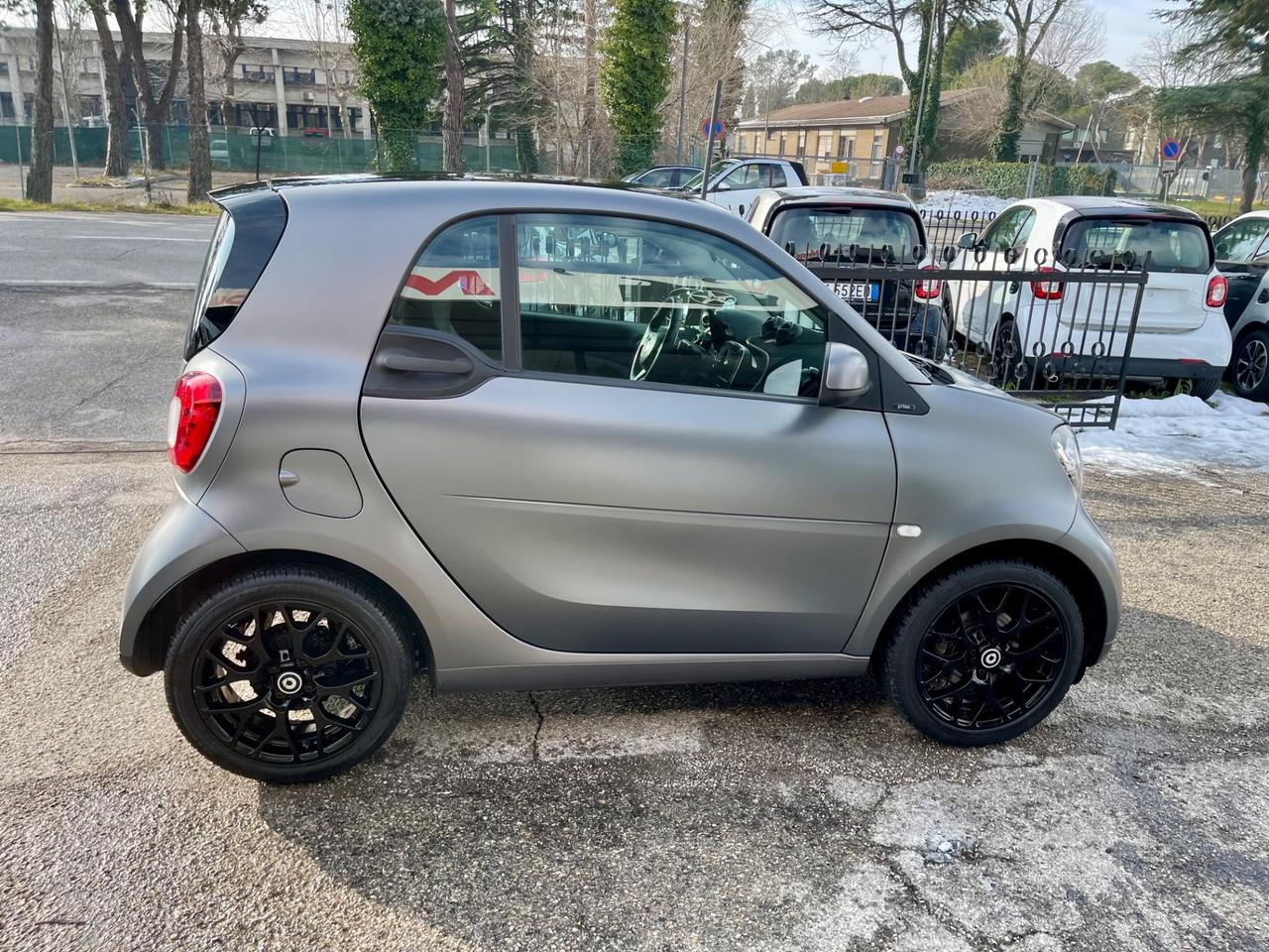 Smart ForTwo 70 1.0 twinamic allestimento brabus