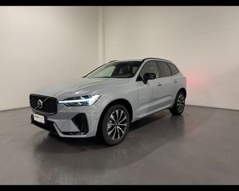 VOLVO XC60 B4 PLUS DARK AUT.