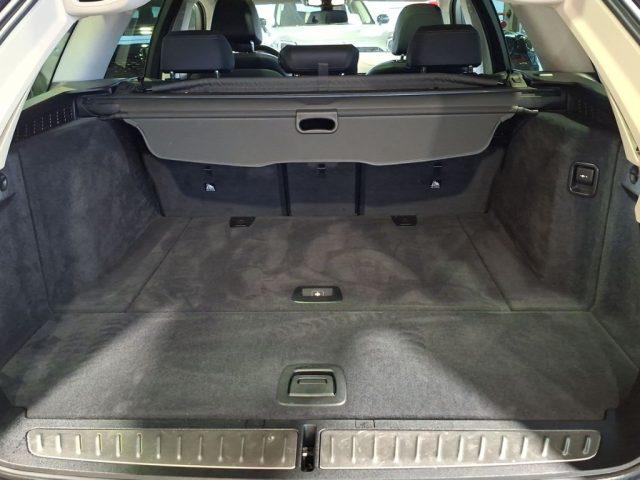 BMW 520 d 48V Touring Luxury Aut. + Tetto apr.