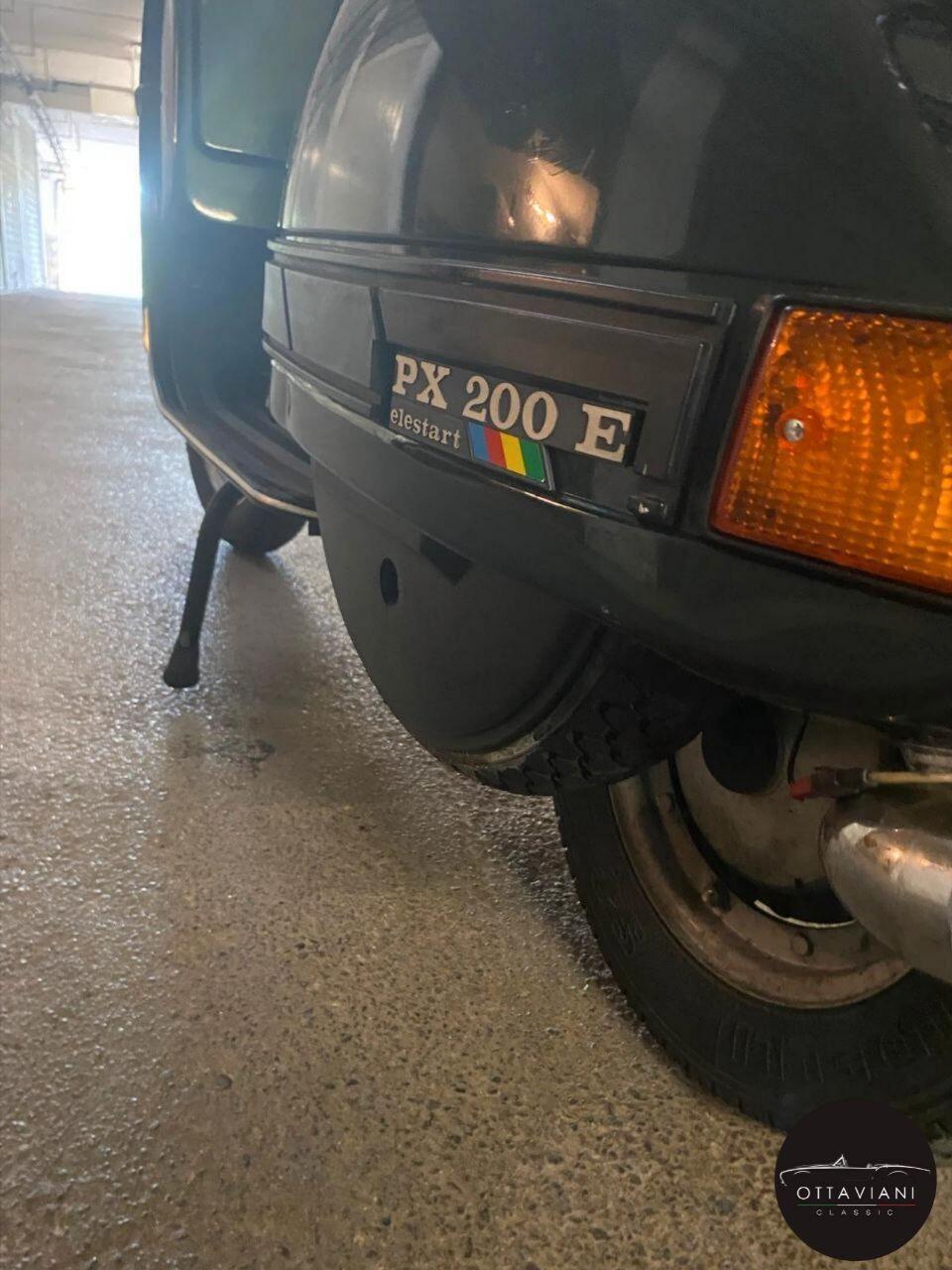 Piaggio Vespa 200 E PX CONSERVATA