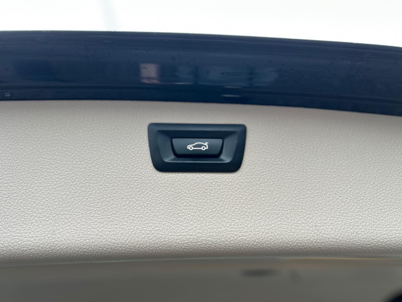 BMW Serie 3 Touring 318d Touring Luxury auto