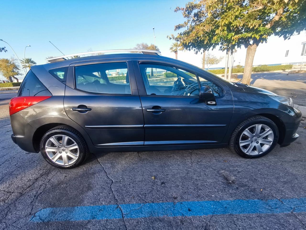 Peugeot 207 1.6 HDi 110CV SW XS Ciel 2008