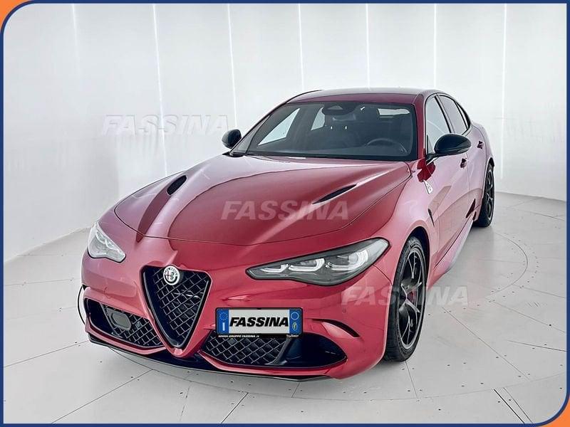 Alfa Romeo Giulia 2.9 T V6 AT8 Quadrifoglio