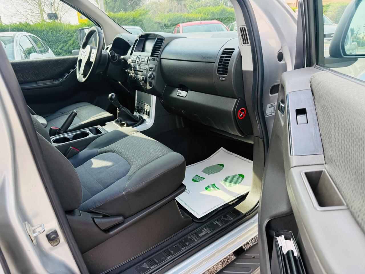 Nissan Navara 2.5 dCi 190CV 4 porte Double Cab XE