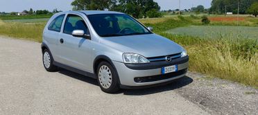 Opel Corsa 1.0 Benzina - Neopatentati