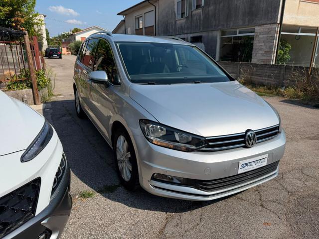 VOLKSWAGEN Touran 1.6 TDI Executive BlueMotion Technology