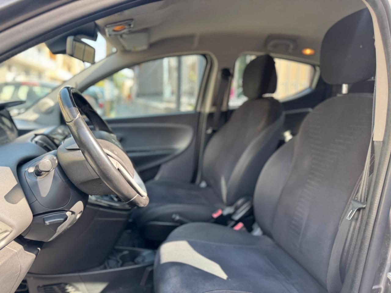 Lancia Ypsilon 1.3 MJT 16V 95 CV 5 porte S&S Platinum