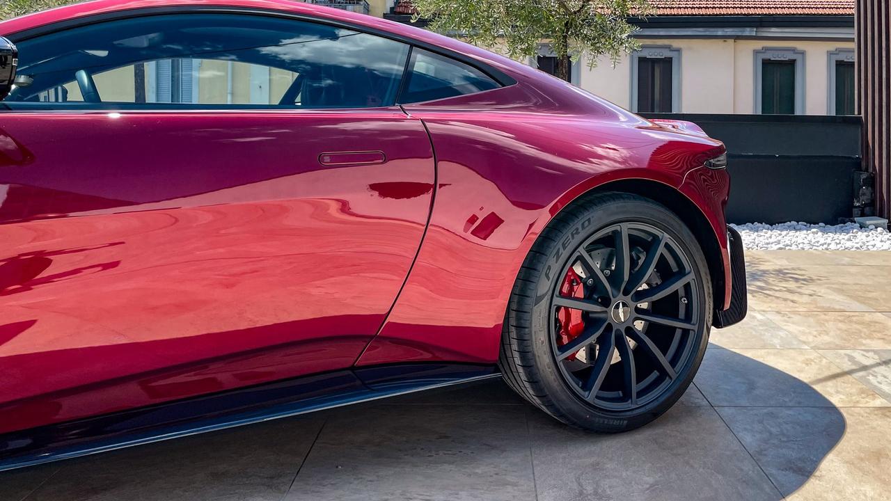 ASTON MARTIN Vantage Coupe 4.0 V8
