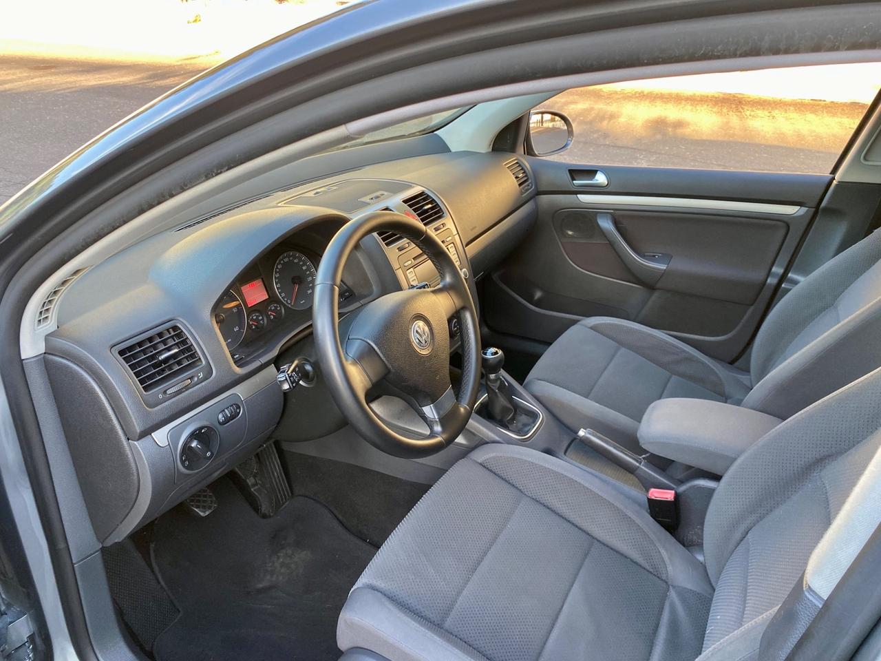 Volkswagen Golf 1.9 TDI 105cv 6 marce 5p. United