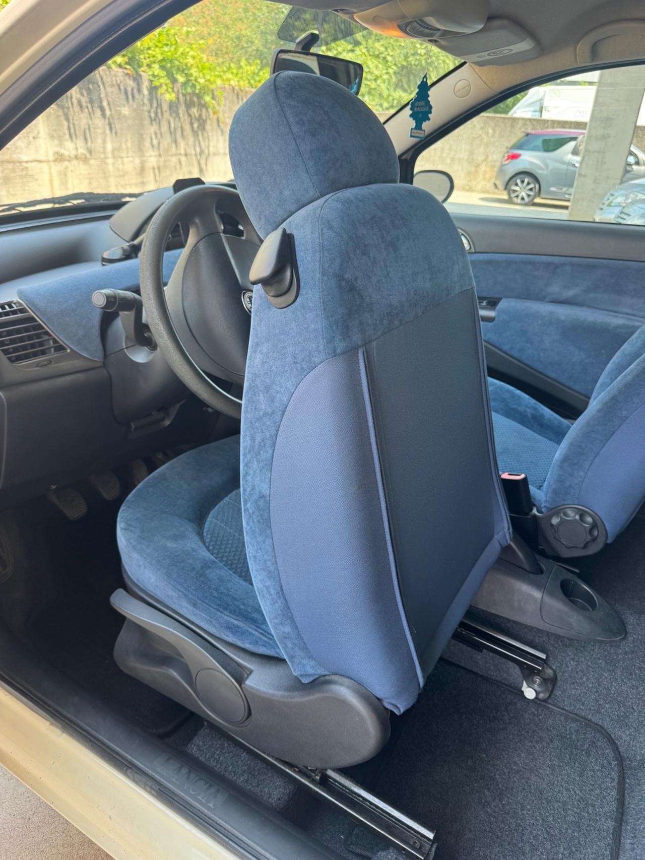 Lancia Ypsilon 1.2
