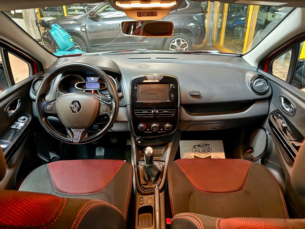 Renault Clio 1.100 benzina 73cv Neopatentati