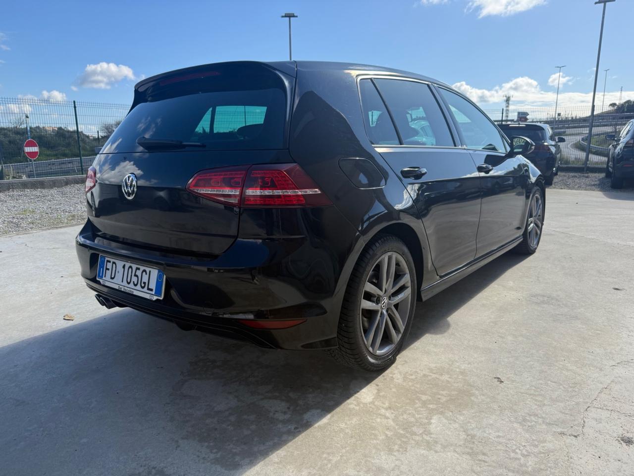 Volkswagen Golf 2.0 TDI 5p. R-Line BlueMotion Technology