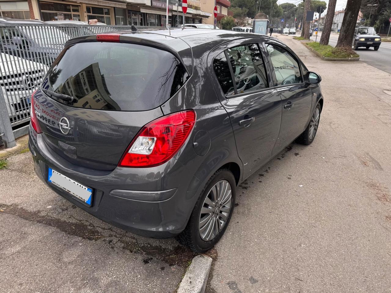 Opel Corsa 1.2 GPL 85CV 5 p neopaten garanzia 12 mesi