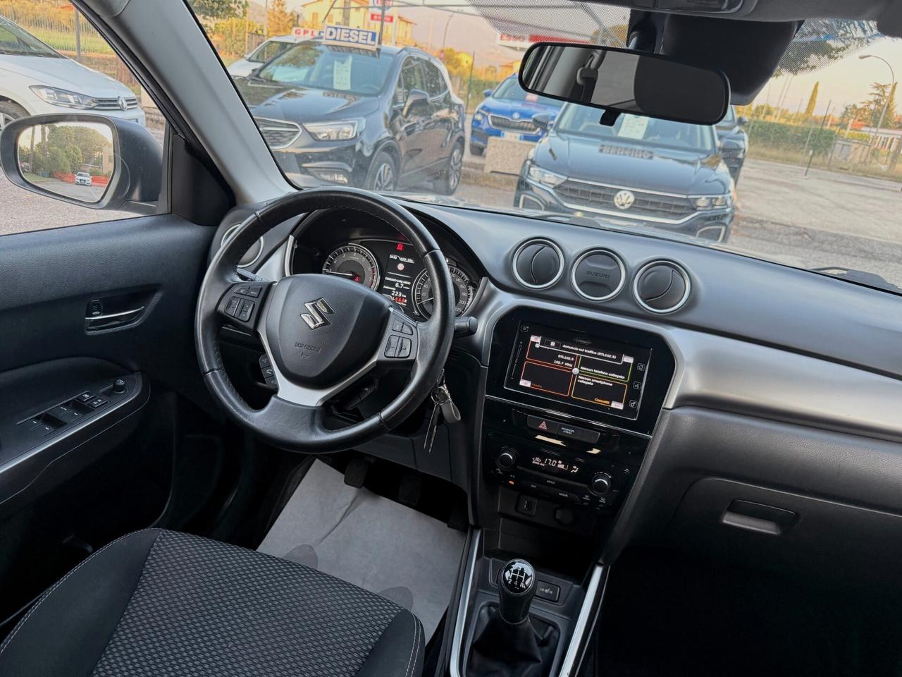 Suzuki Vitara 1.0 Benz. 4WD AllGrip 60.000 KM