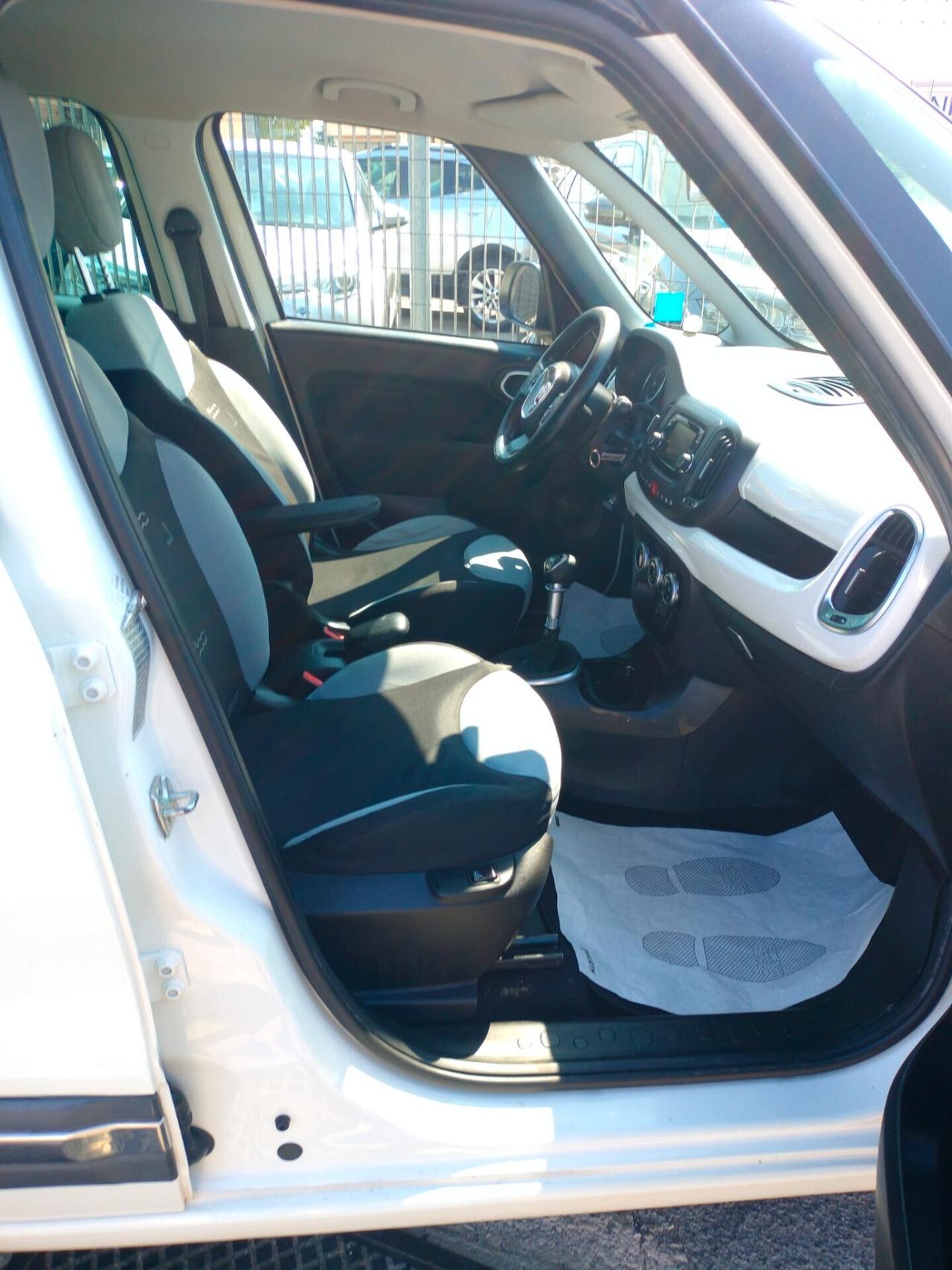 Fiat 500L Living 0.9 TwinAir Turbo Natural Power Lounge