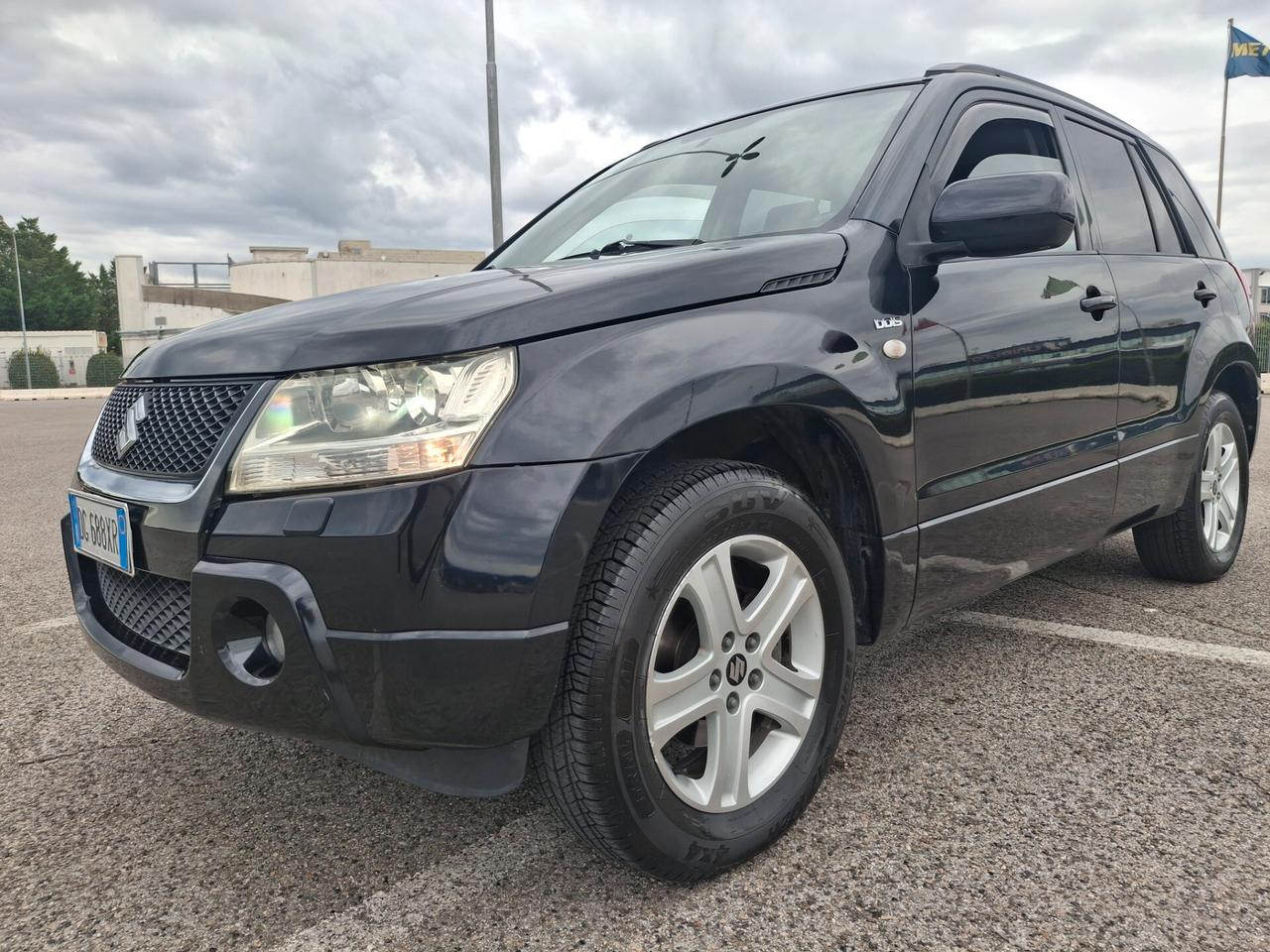 Suzuki Grand Vitara 1.9 DDiS-5 Porte-Executive-Pelle-