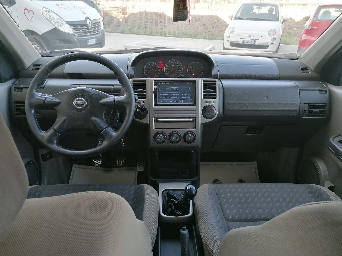 NISSAN - X-Trail - 2.0 16V