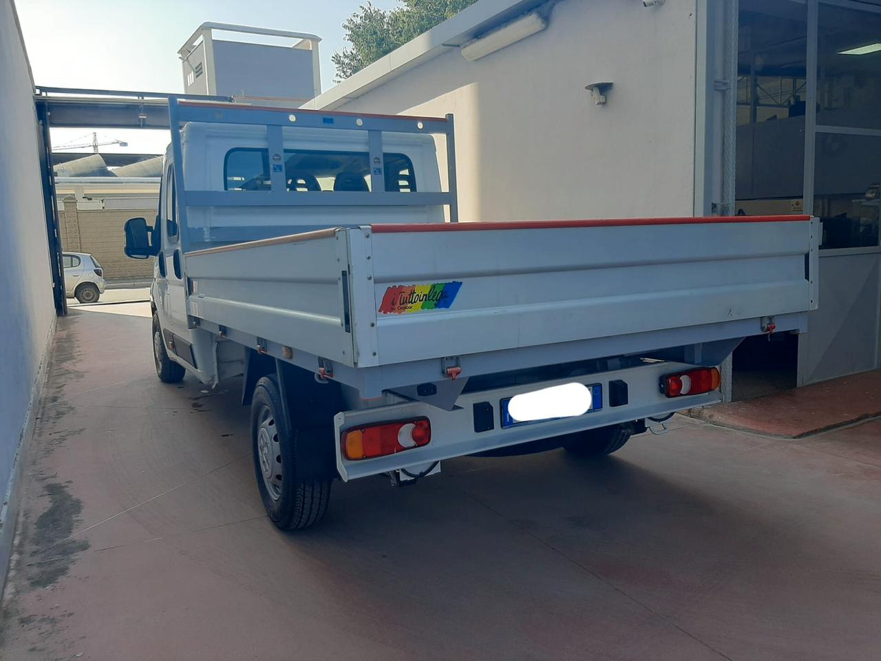 Peugeot Boxer 35 2.2 bluehdi 140cv Heavy Onnicar 7p cassone DOPPIA CABINA + IVA