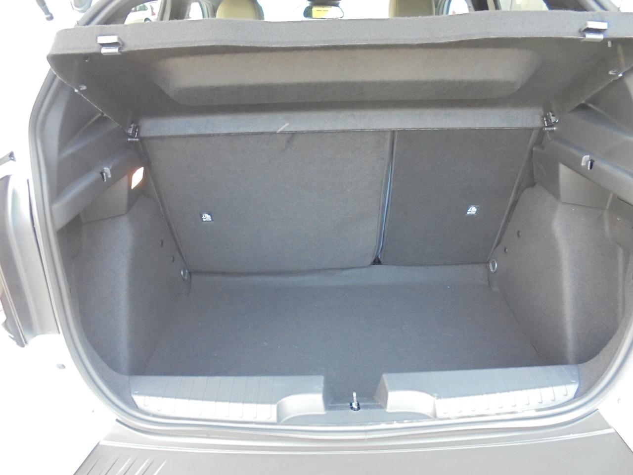 Fiat Grande Panda 1.2 Hybrid 110 CV S&S La Prima