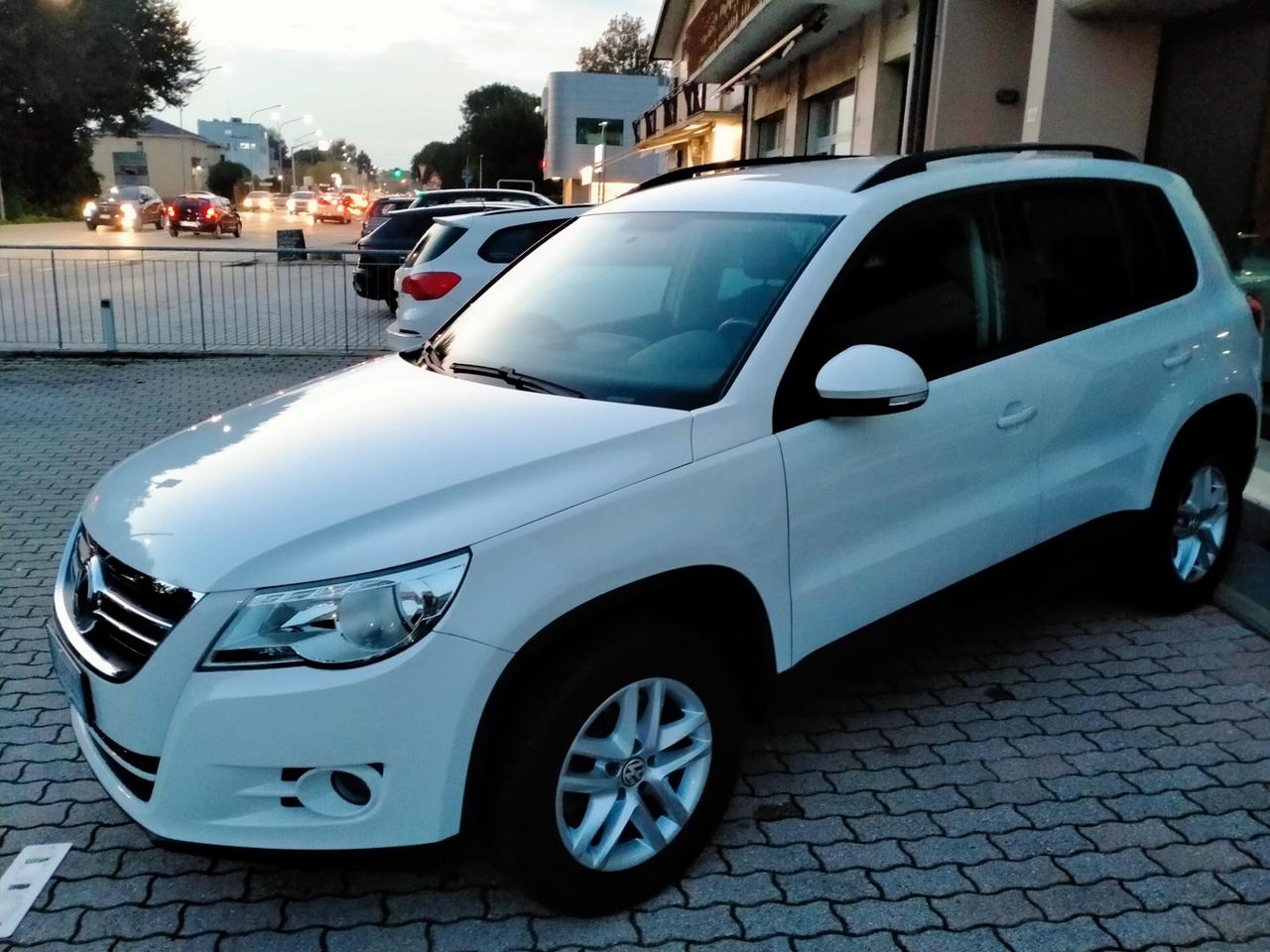 Volkswagen TIGUAN 1.4TSI BMT TREND&FUN 110KW ( MOTORE NUOVO 24MESI GARANZIA)