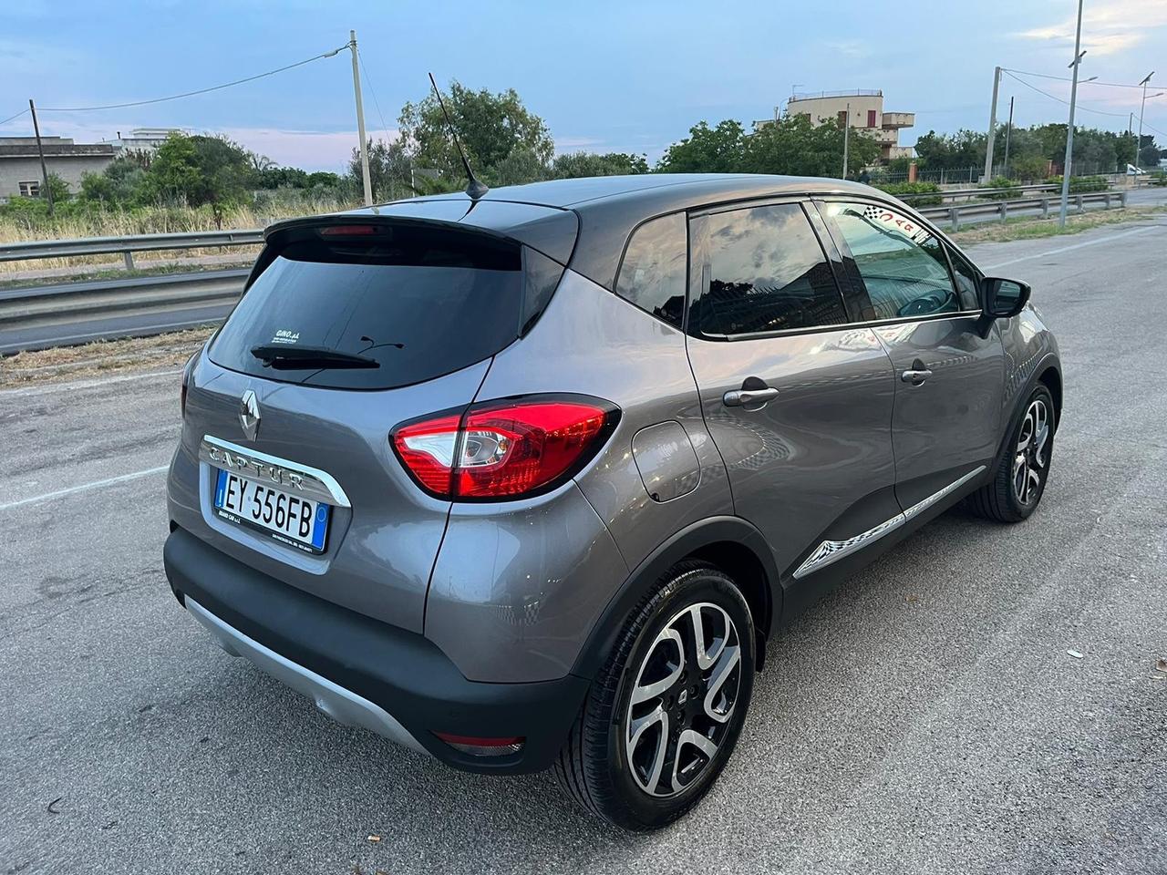 Renault Captur 1.5 dCi Project Runway Unipro 2015