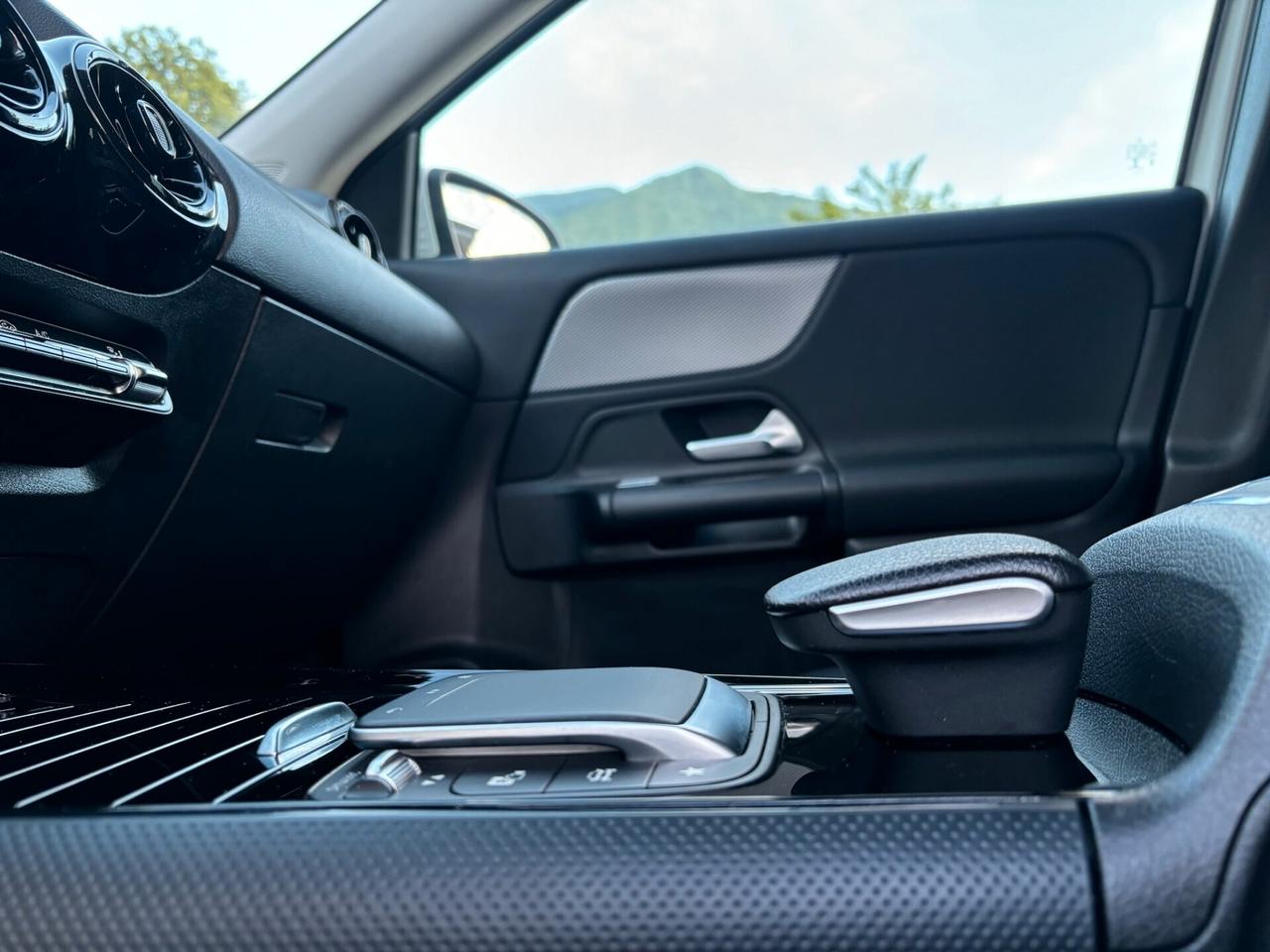 Mercedes-benz GLA 180 GLA 180 d Automatic Sport