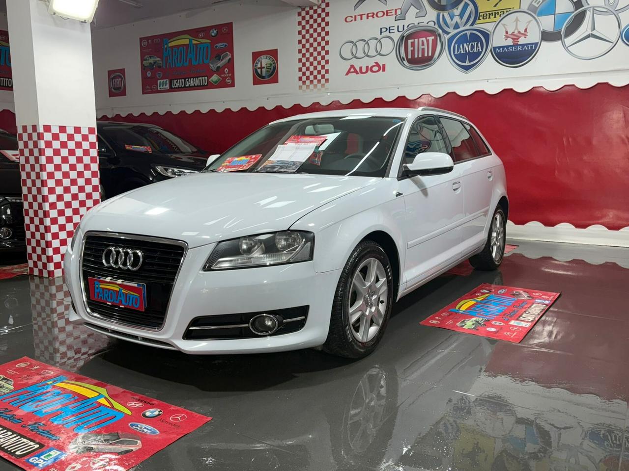 Audi A3 SPB 1.6 TDI 90cv Young - 2013