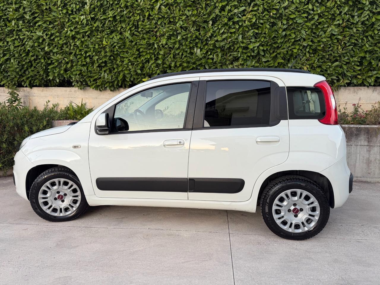 Fiat New Panda 1.3 MJT 80CV Lounge (Euro 6B)