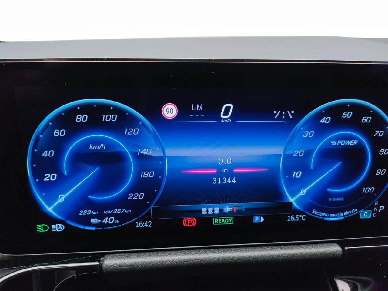 Mercedes-Benz EQA 250+