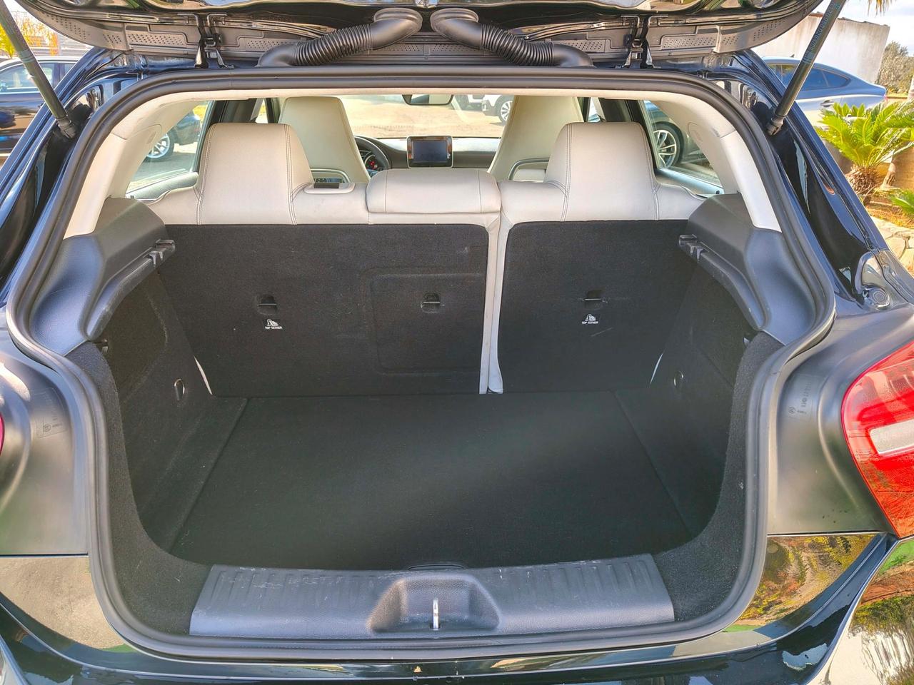 Mercedes-benz A 180 d Automatic Premium - 2018