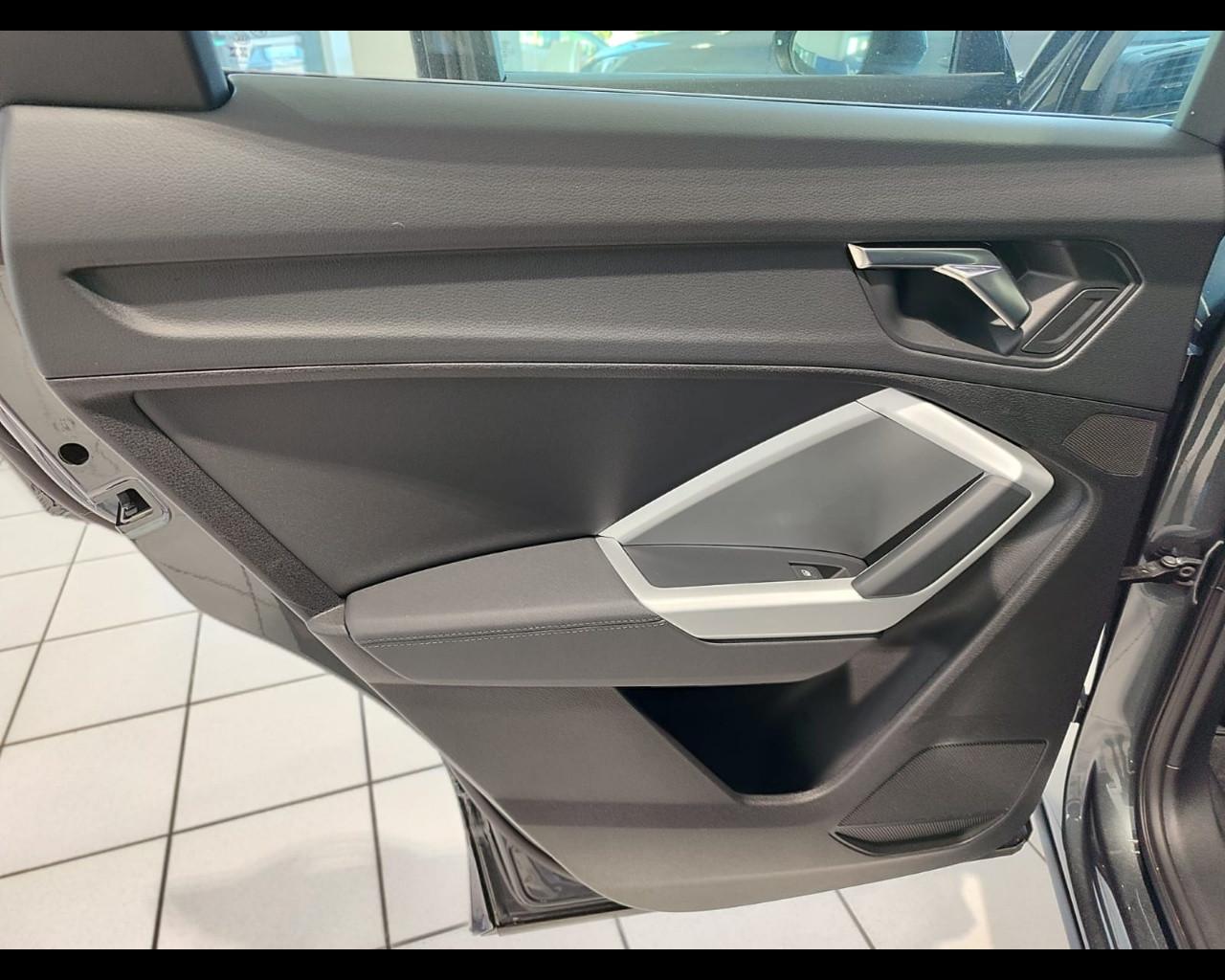 AUDI Q3 2ª serie - Q3 35 TDI quattro S tronic S line edition