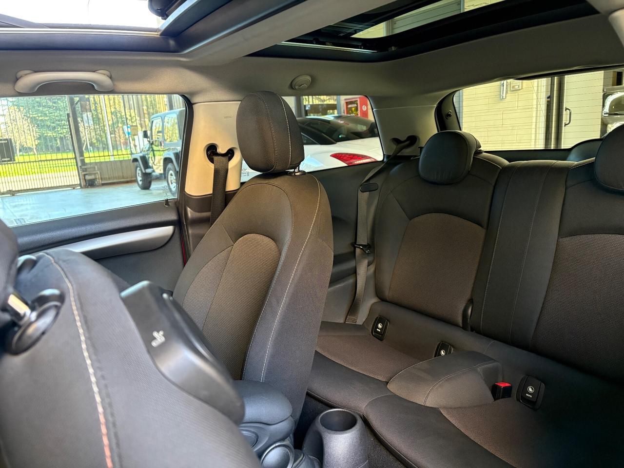 Mini Cooper D 1.5 Tetto Panoramico Apribile