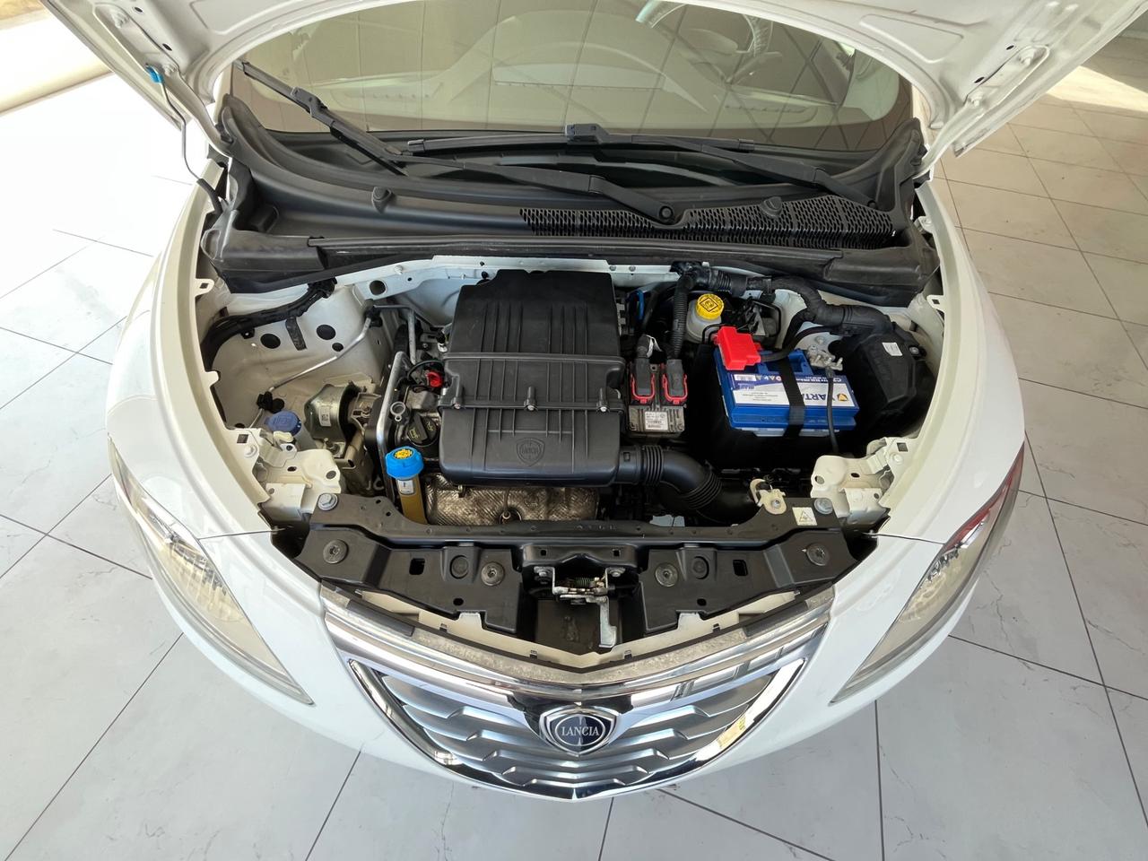 Lancia Ypsilon 1.2 69 CV 5 porte 111000 km