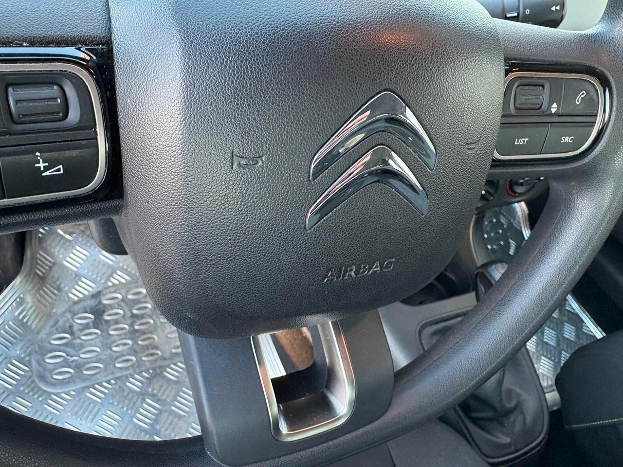 Citroen C3 FEEL PureTech 82 SPOTICAR