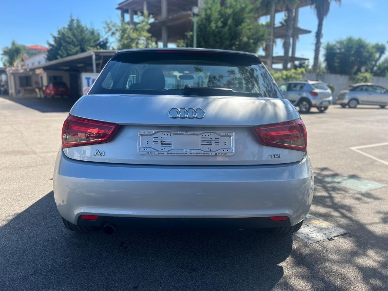 Audi A1 1.6Tdi Ambition PERFETTA