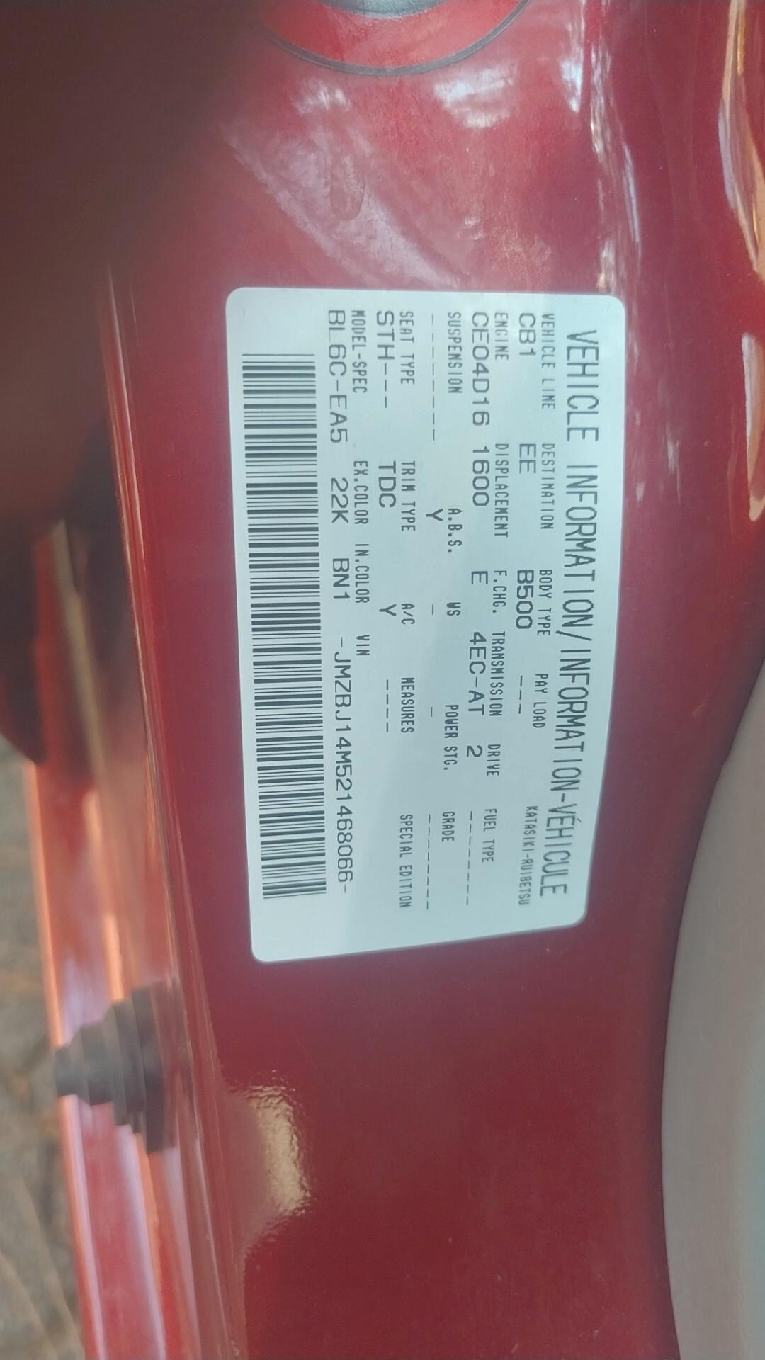Mazda 323 F 1.6i 16V C. Autom. ASI-CRS clima Ok Neopat.