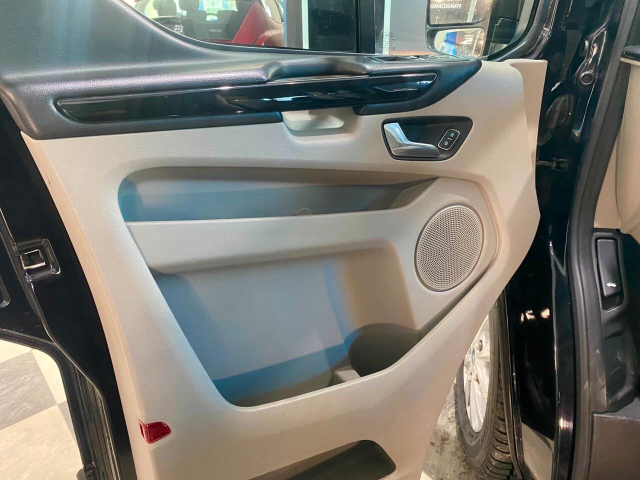 Ford Tourneo Custom 9p 320 2.0 tdci 105cv Trend-2023