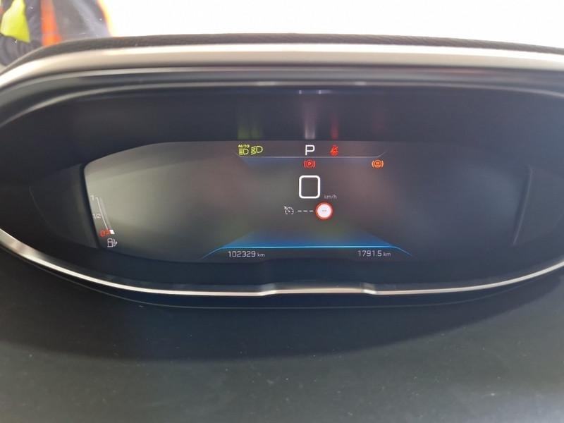 PEUGEOT 3008 BLUEHDI 130 EAT8 SES ALLURE SUV