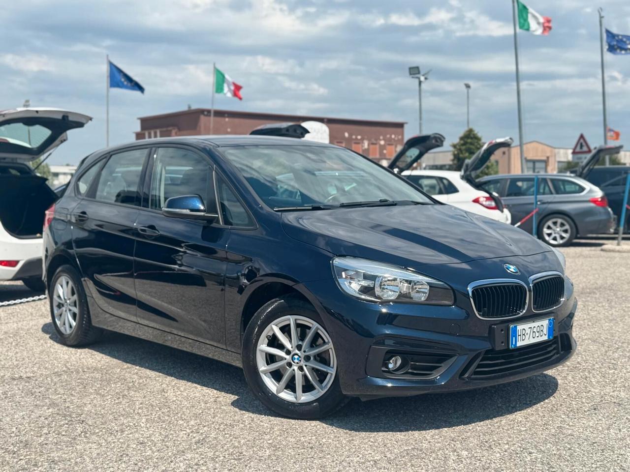 Bmw 2er Active Tourer 218d Luxury
