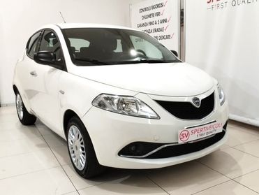 Lancia Ypsilon 1.2 69 CV 5 porte Silver