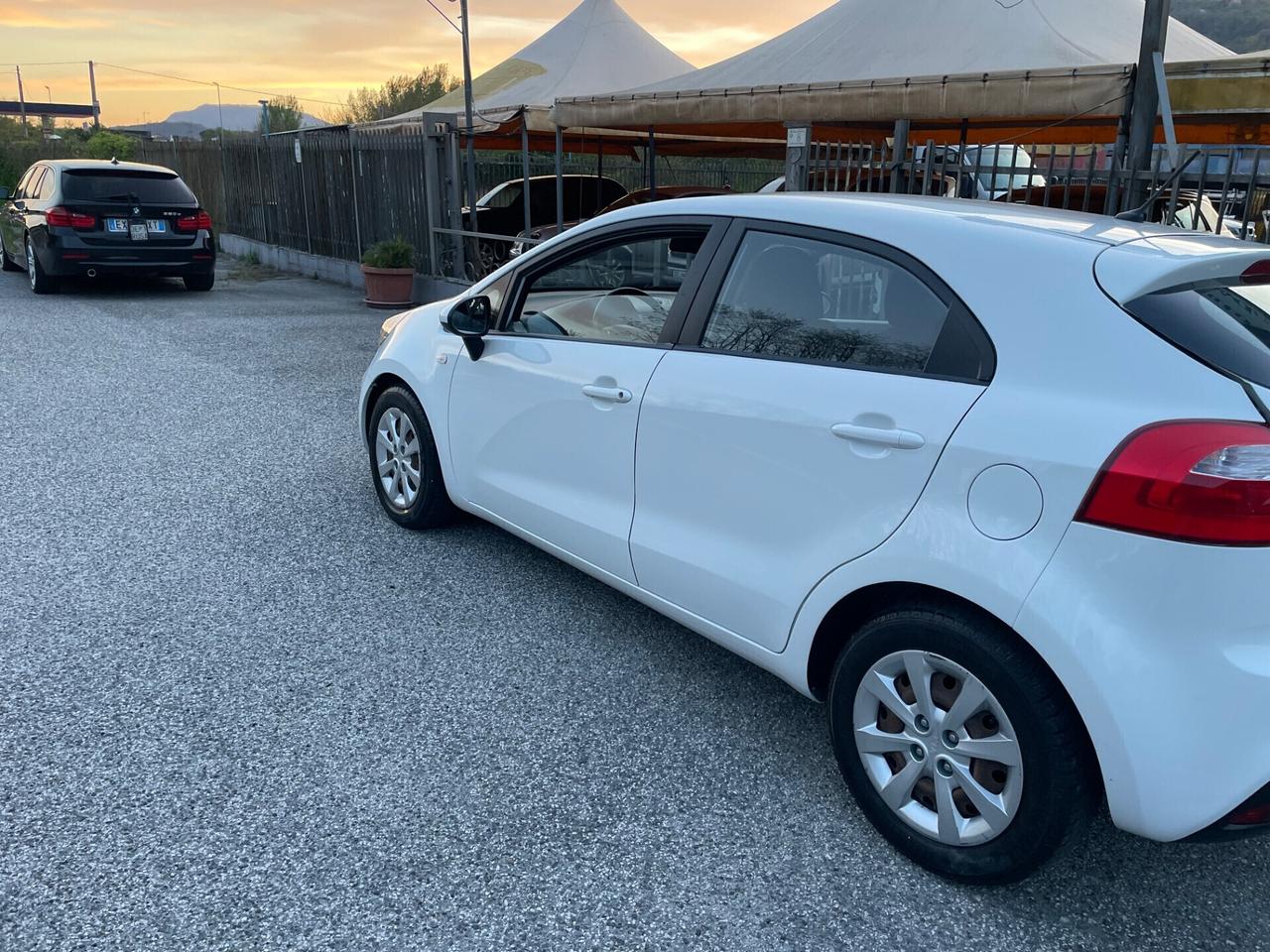 Kia Rio 1.1 CRDi 5p. Cool