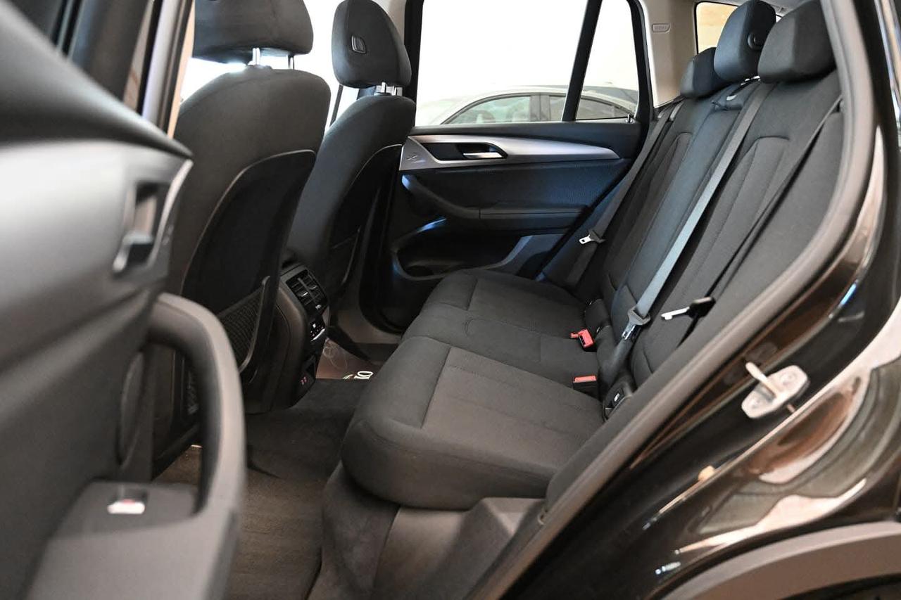 Bmw X3 xDrive20D Advantage FULL Led