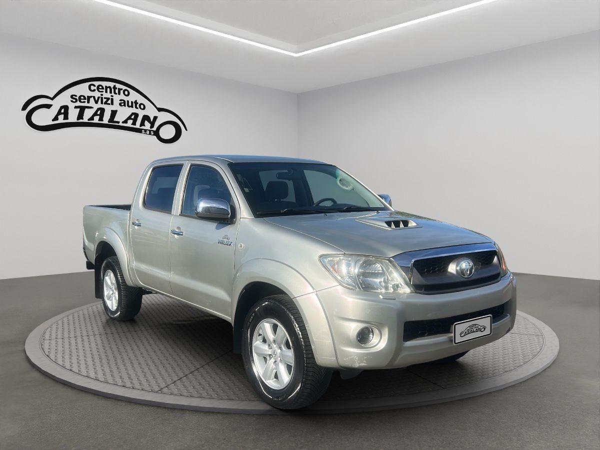 TOYOTA - Hilux 3.0 d-4d 171CV double cab SR 4x4 ridotte